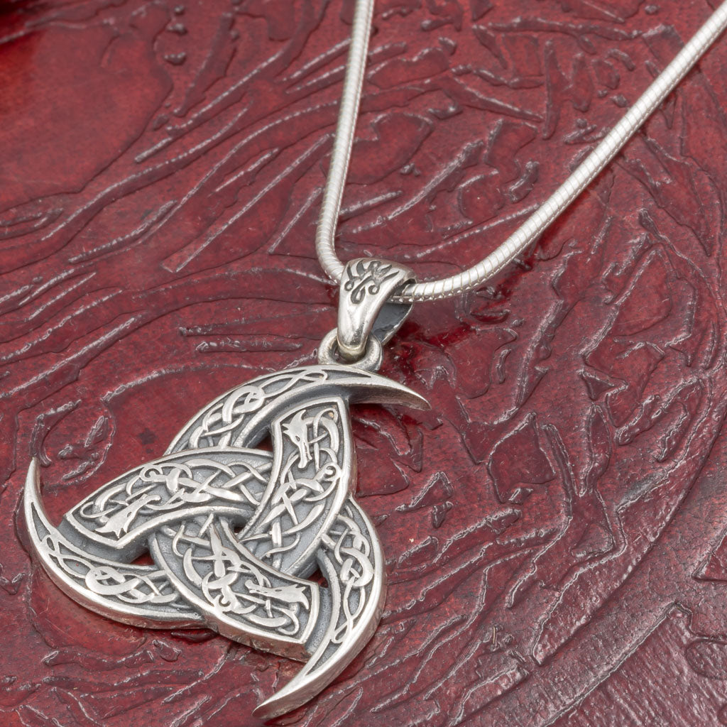 Sterling silver The Horns of Odin (Triskele) – Skullvikings