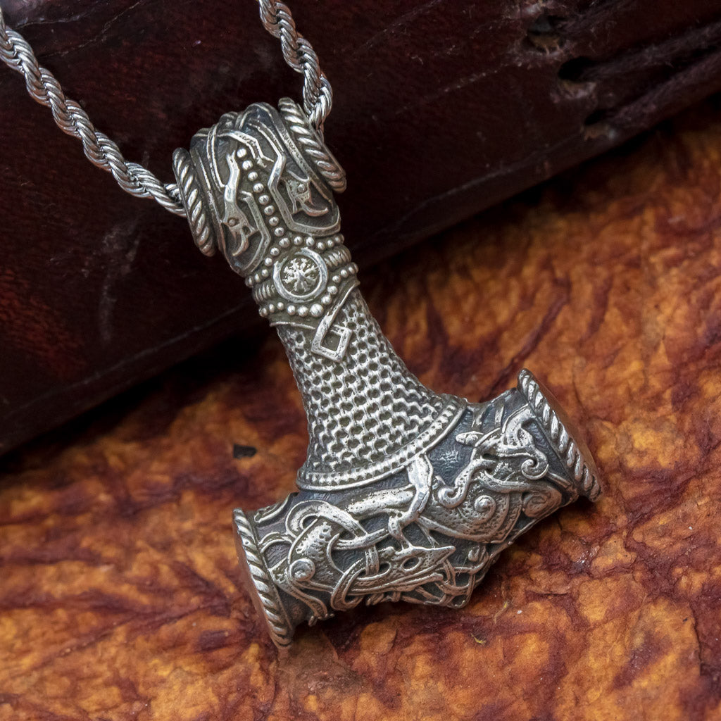 Skull Vikings Sterling Silver Thor's Hammer (Mjölnir) Pendant